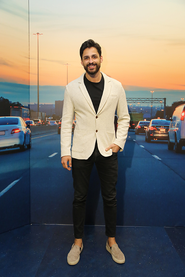 Davette bir araya geldiler