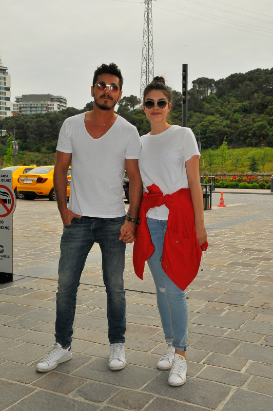 Deniz Baysal ve Barış Yurtçu Çeşme’de evlenecek