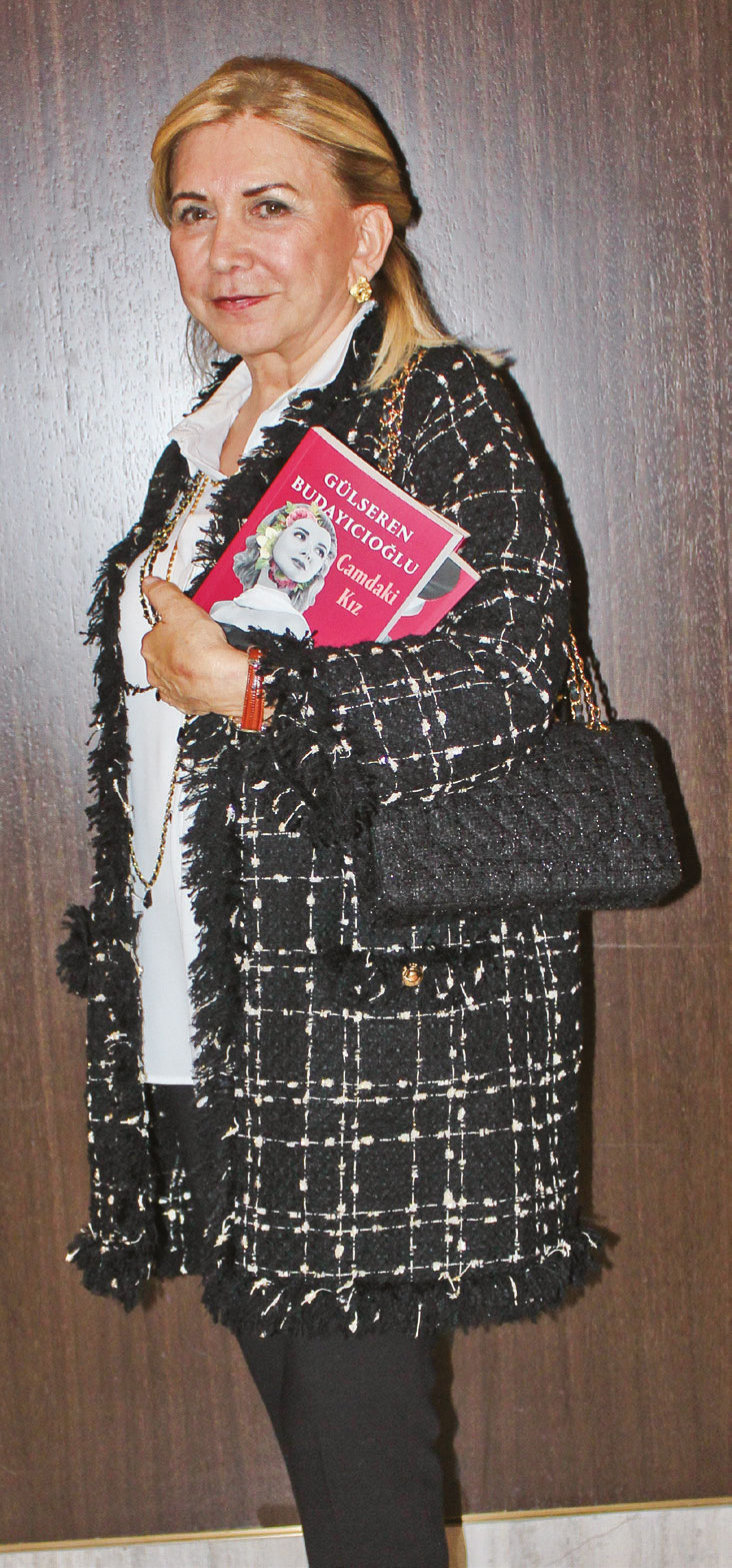 Roman tadında söyleşi