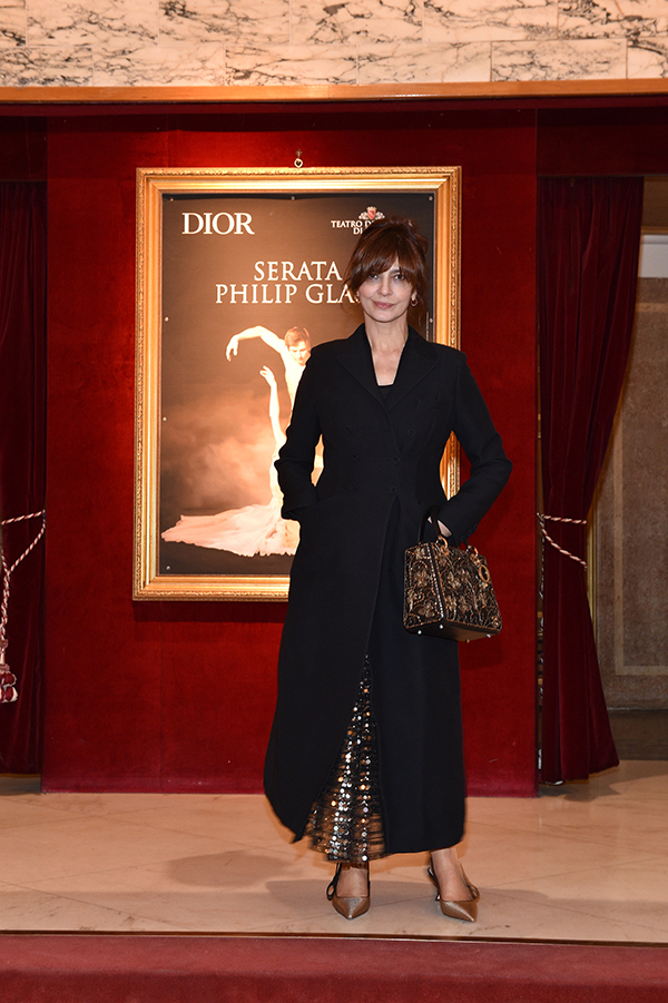 Nuit Blanche bale gösterisi