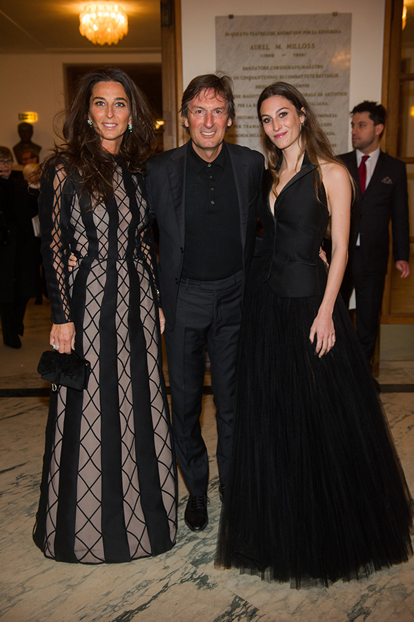 Nuit Blanche bale gösterisi