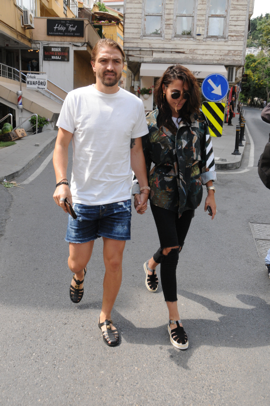 Şükran Ovalı 34 yaşına bastı