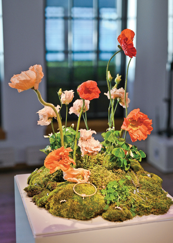 Çiçek temalı davet