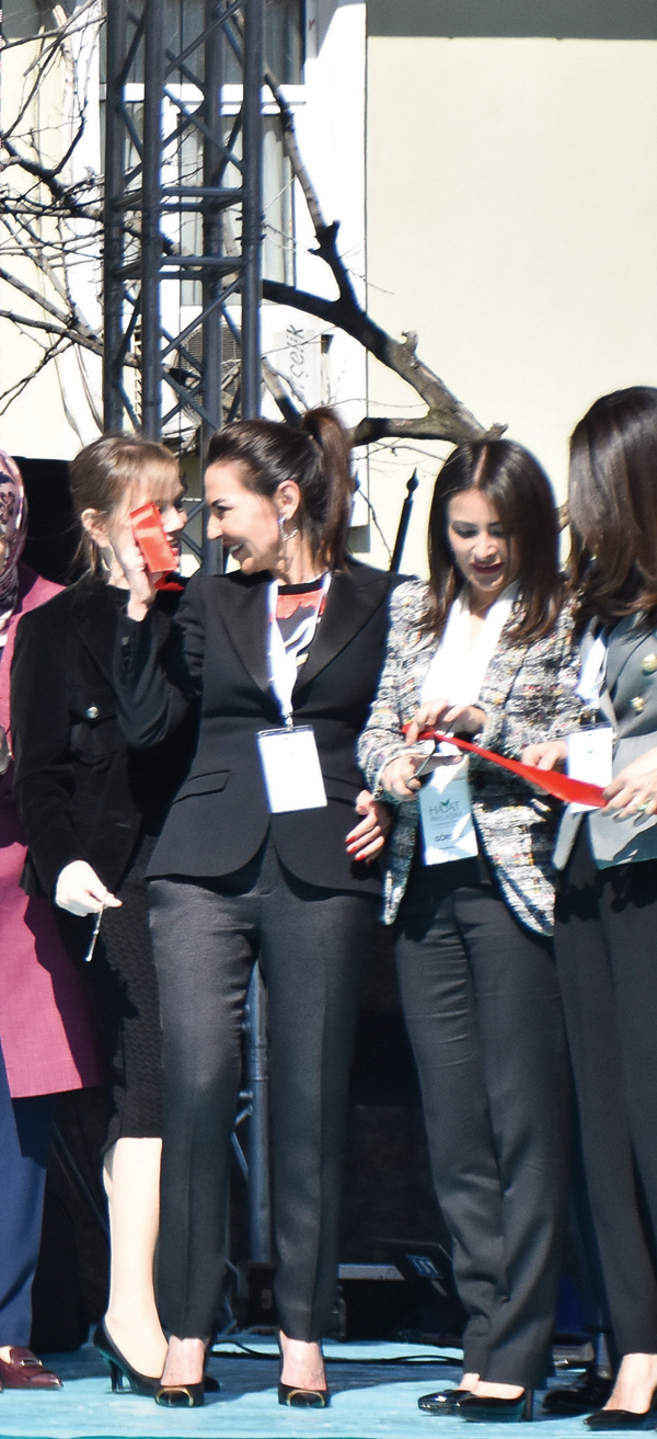 Özel uygulama okulu törenle açıldı