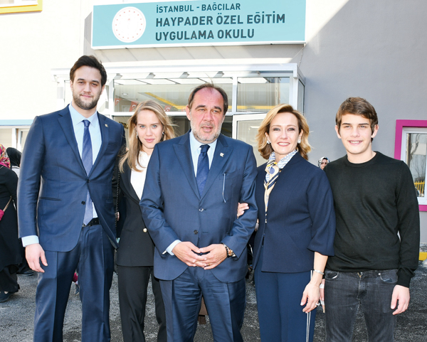 Özel uygulama okulu törenle açıldı