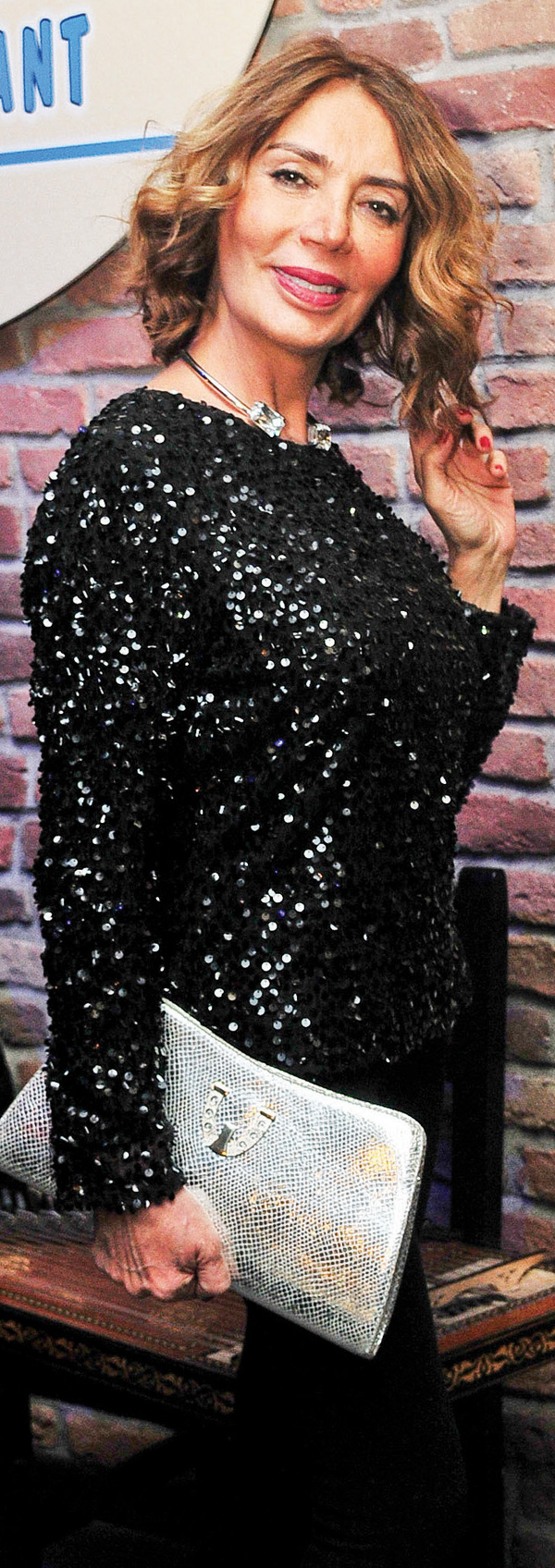 Dostlarıyla baharı karşıladı