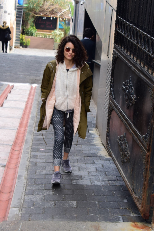 Beren Saat'ten takipçisine şaşırtan cevap