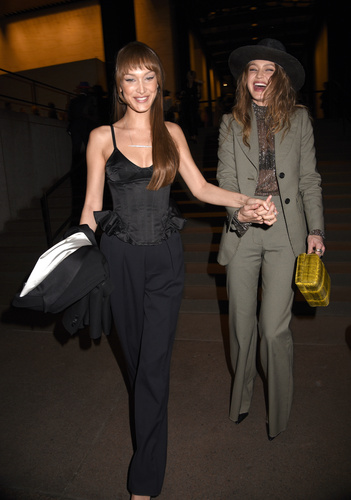 Hadid Kardeşler, düğüne el ele katıldılar