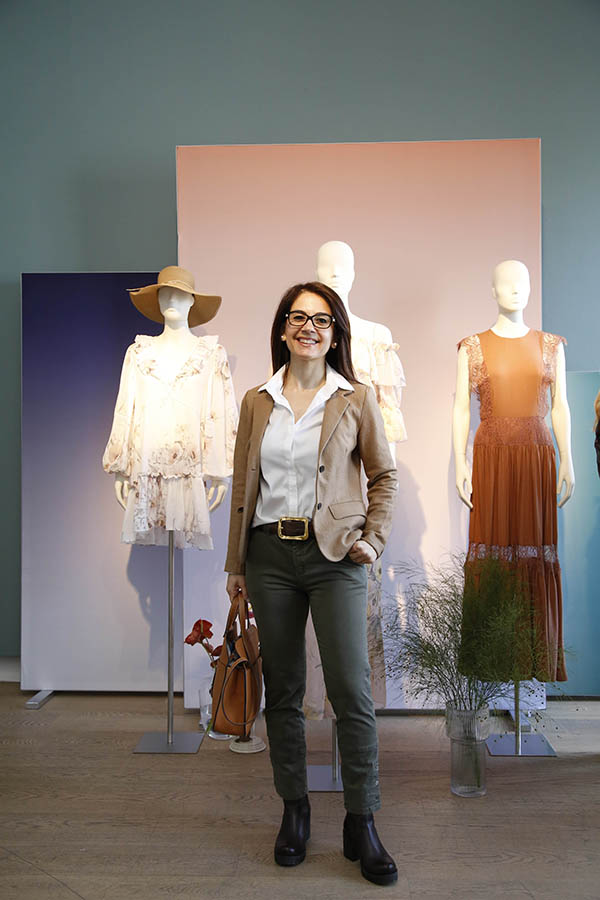 Lansmanda bir araya geldiler