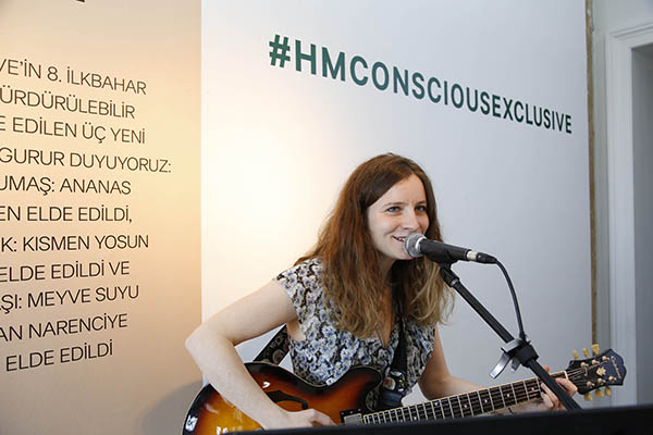 Lansmanda bir araya geldiler