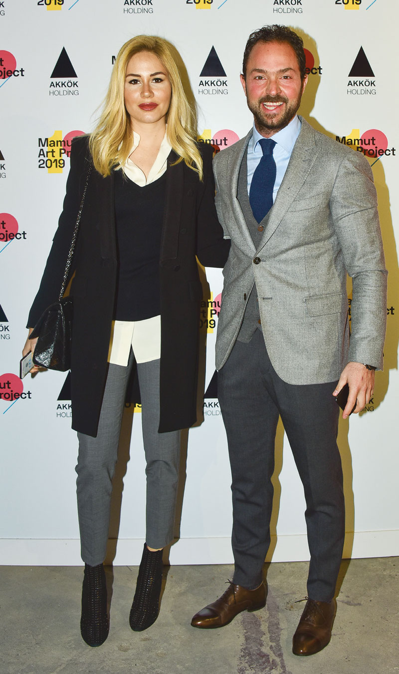 Sanatseverlerden ‘Mamut’a büyük ilgi