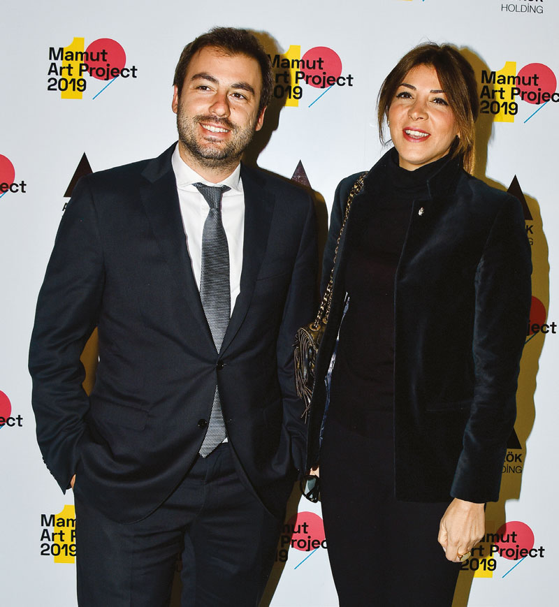 Sanatseverlerden ‘Mamut’a büyük ilgi