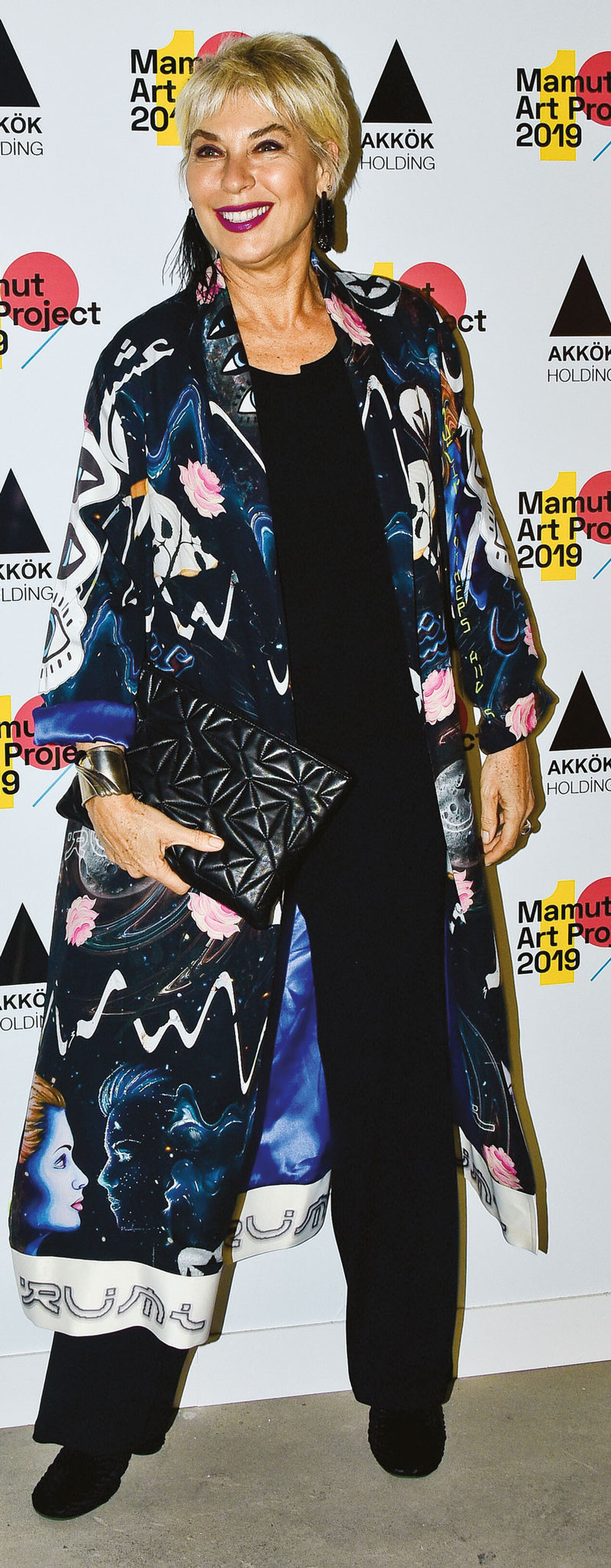 Sanatseverlerden ‘Mamut’a büyük ilgi