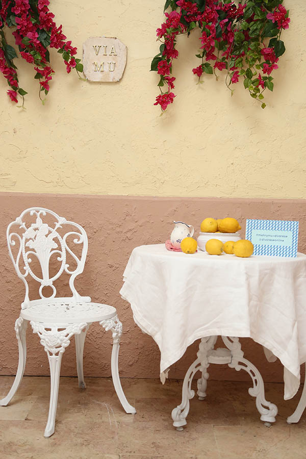 Davette bir araya geldiler