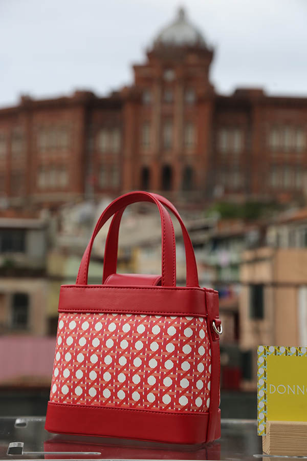 Davette bir araya geldiler