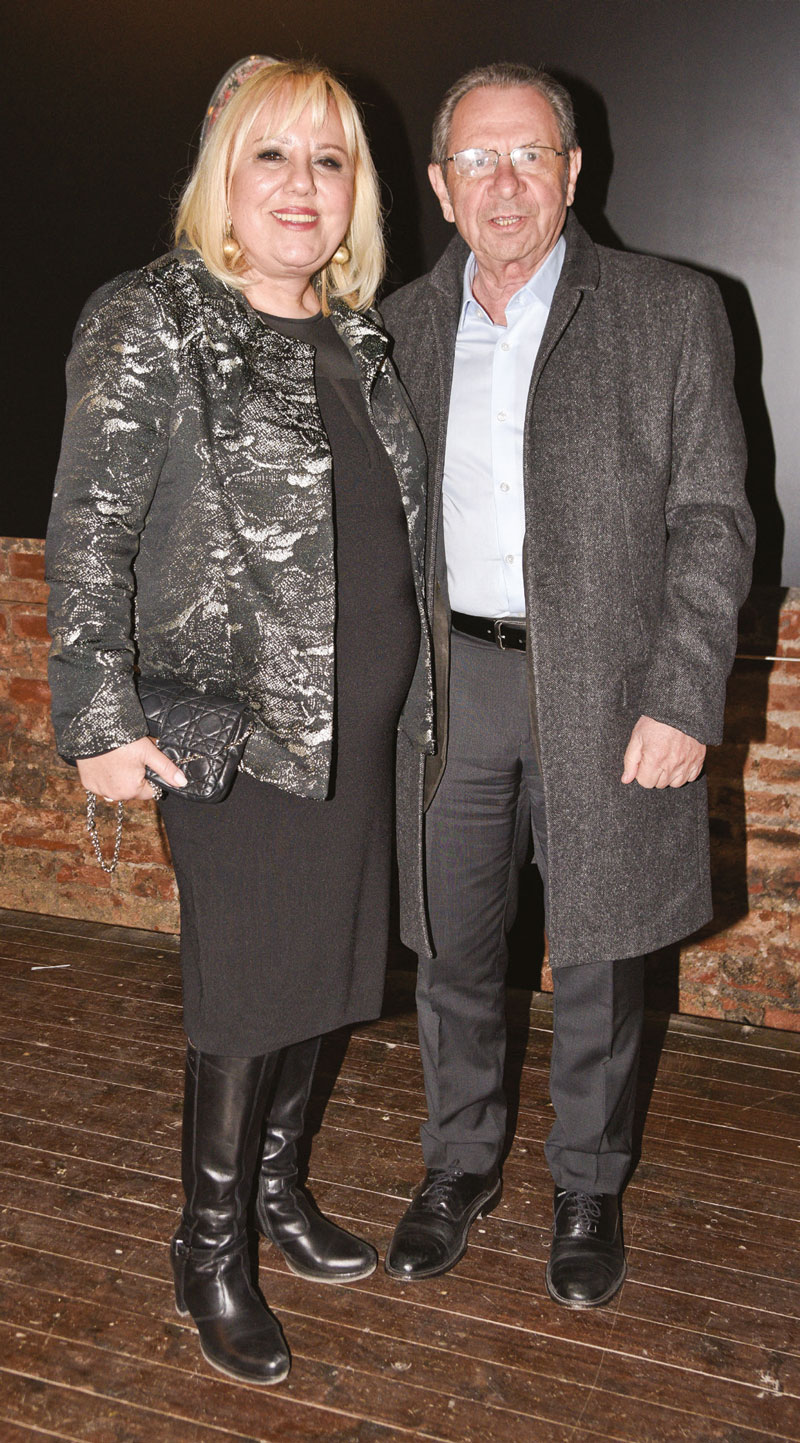 Sanatsever isimler sergide buluştu