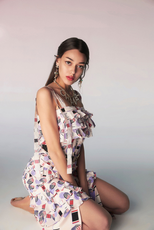 Oyuncu Dilan Çiçek Deniz'in yeni projesi belli oldu