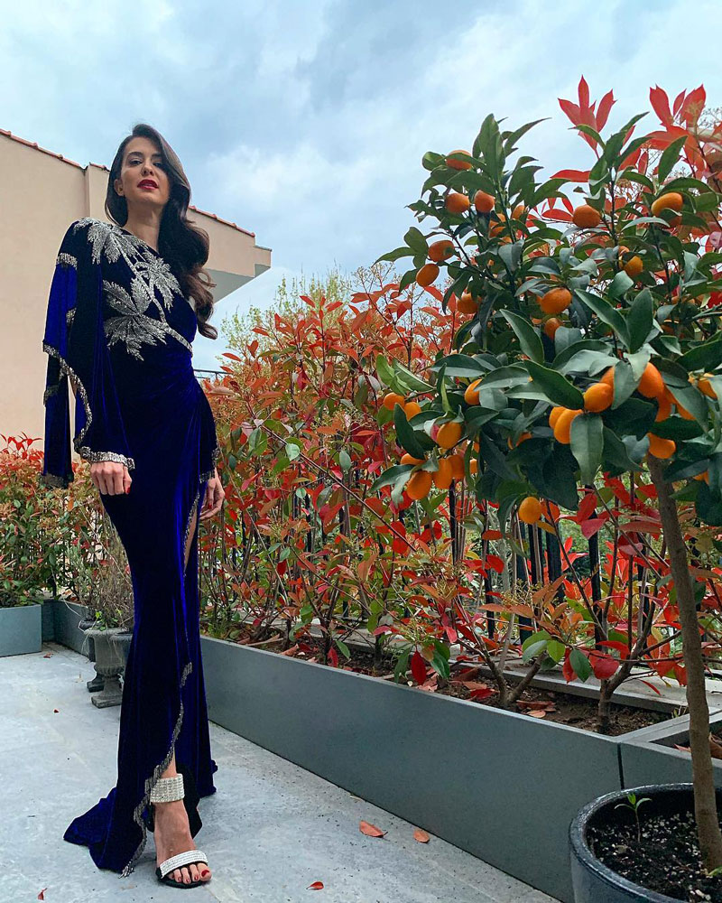 Ünlü isimler şıklıklarıyla göz doldurdu