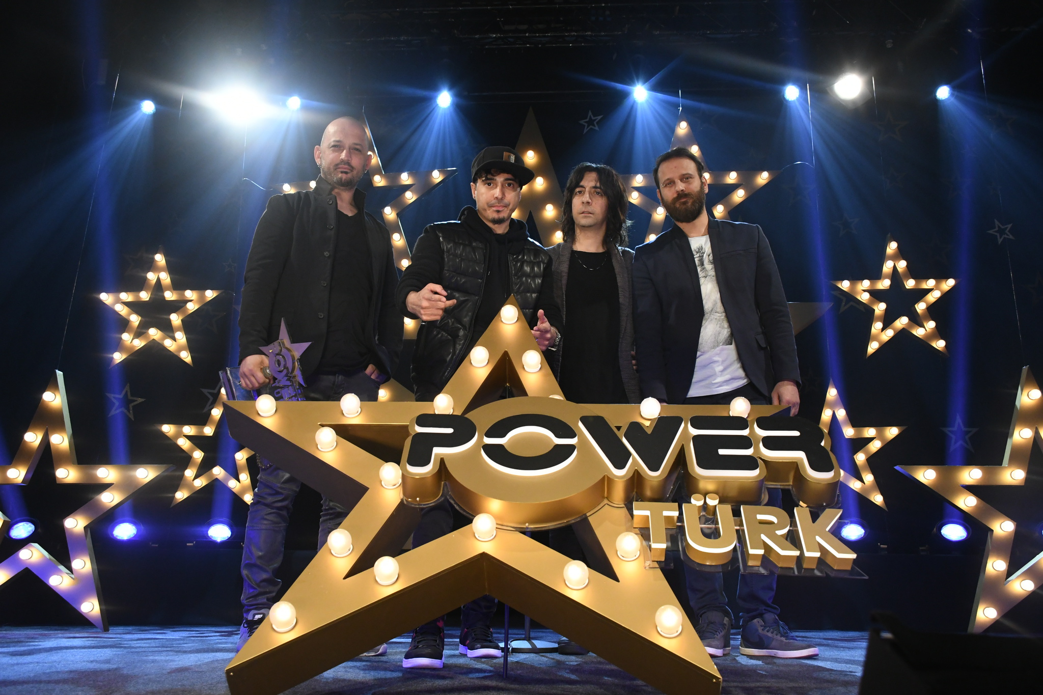 PowerTürk müzik ödülleri sahiplerini buldu
