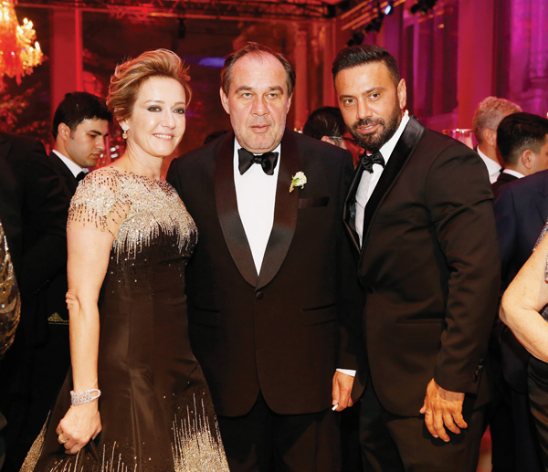 Çırağan Sarayı'nda yılın düğünü