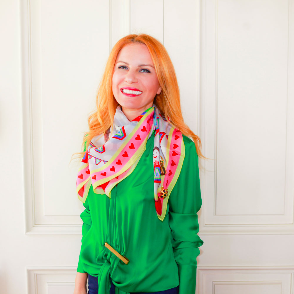 Renk kullanmayı seviyor