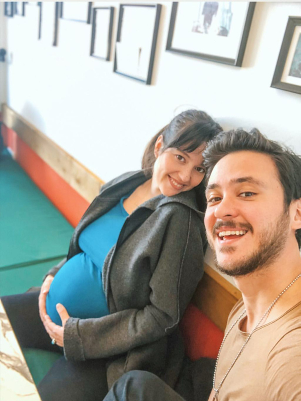 Pelin Akil anne oldu