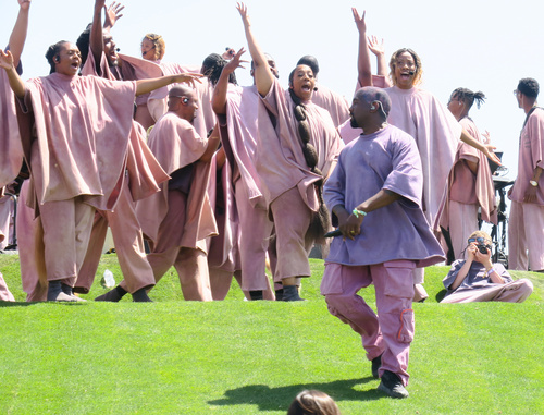 Coachella'nın son gününe Kanye West imza attı
