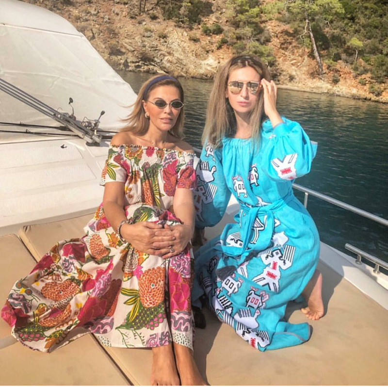 Feryal Gülman ve Beyza Uyanoğlu'nun Paris kaçamağı