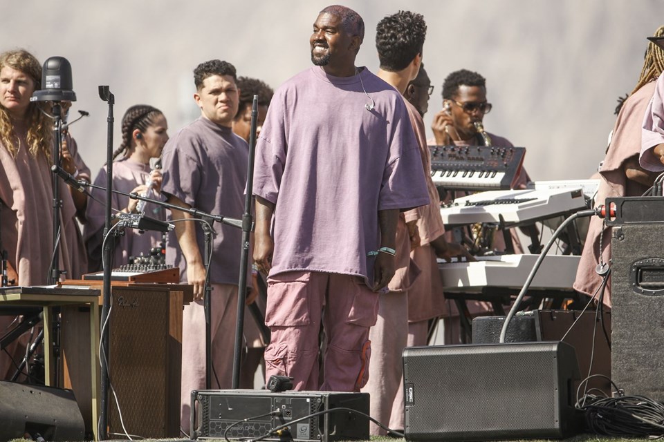 Coachella'nın son gününe Kanye West imza attı