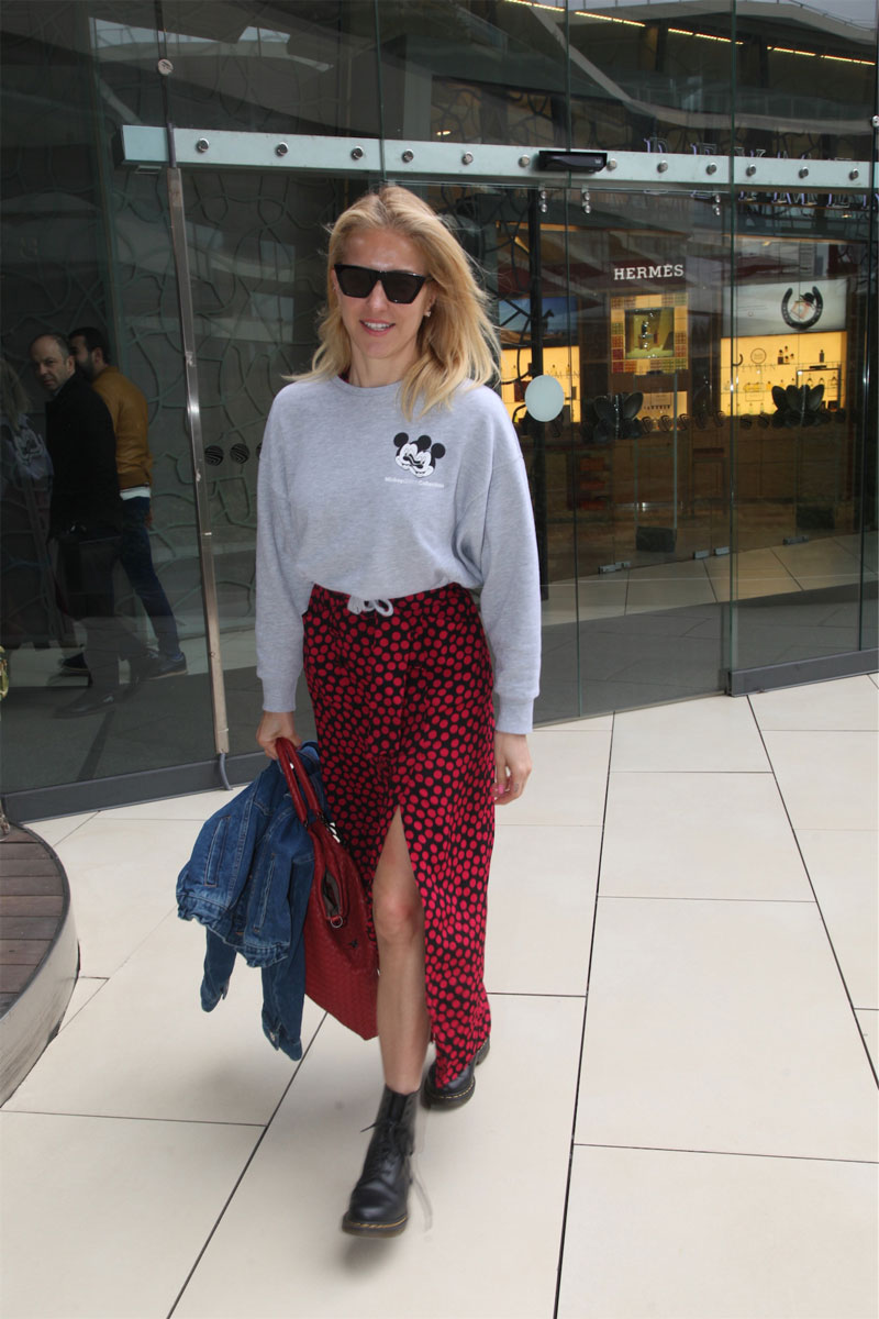 Stiline renk katmış