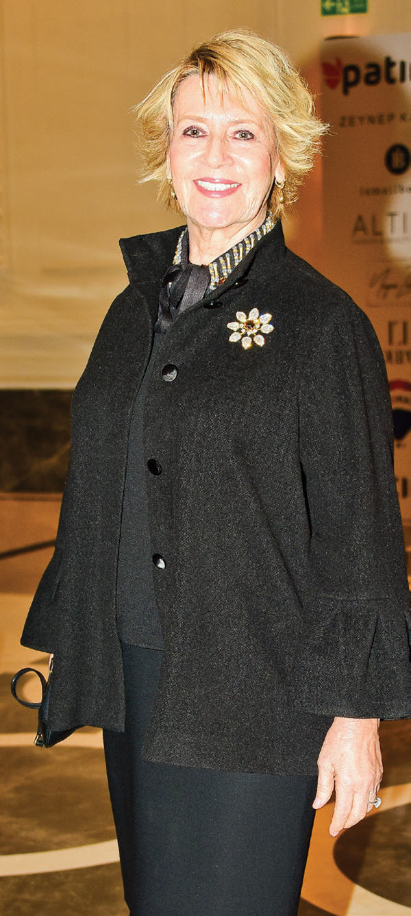 Modanın yıldız isimleri ödül aldı 