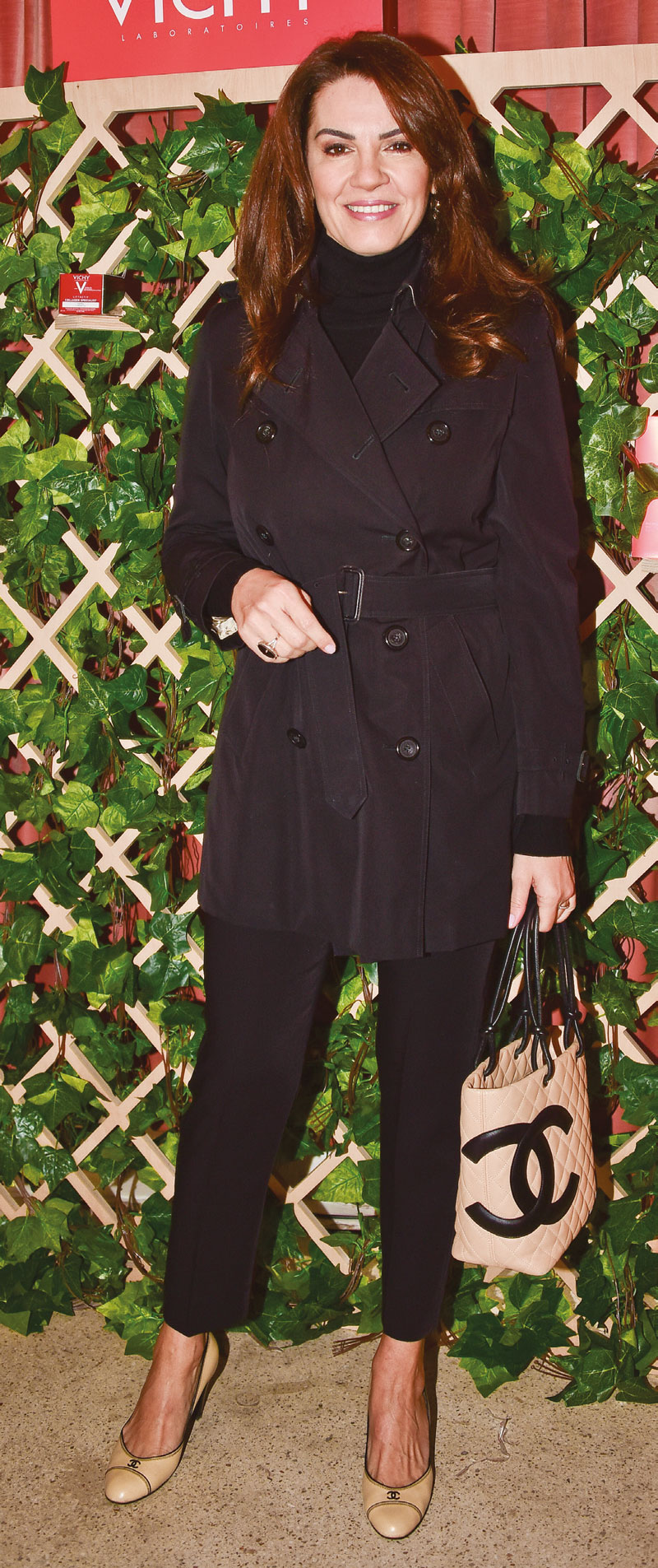 Yeni ürüne renkli davet 