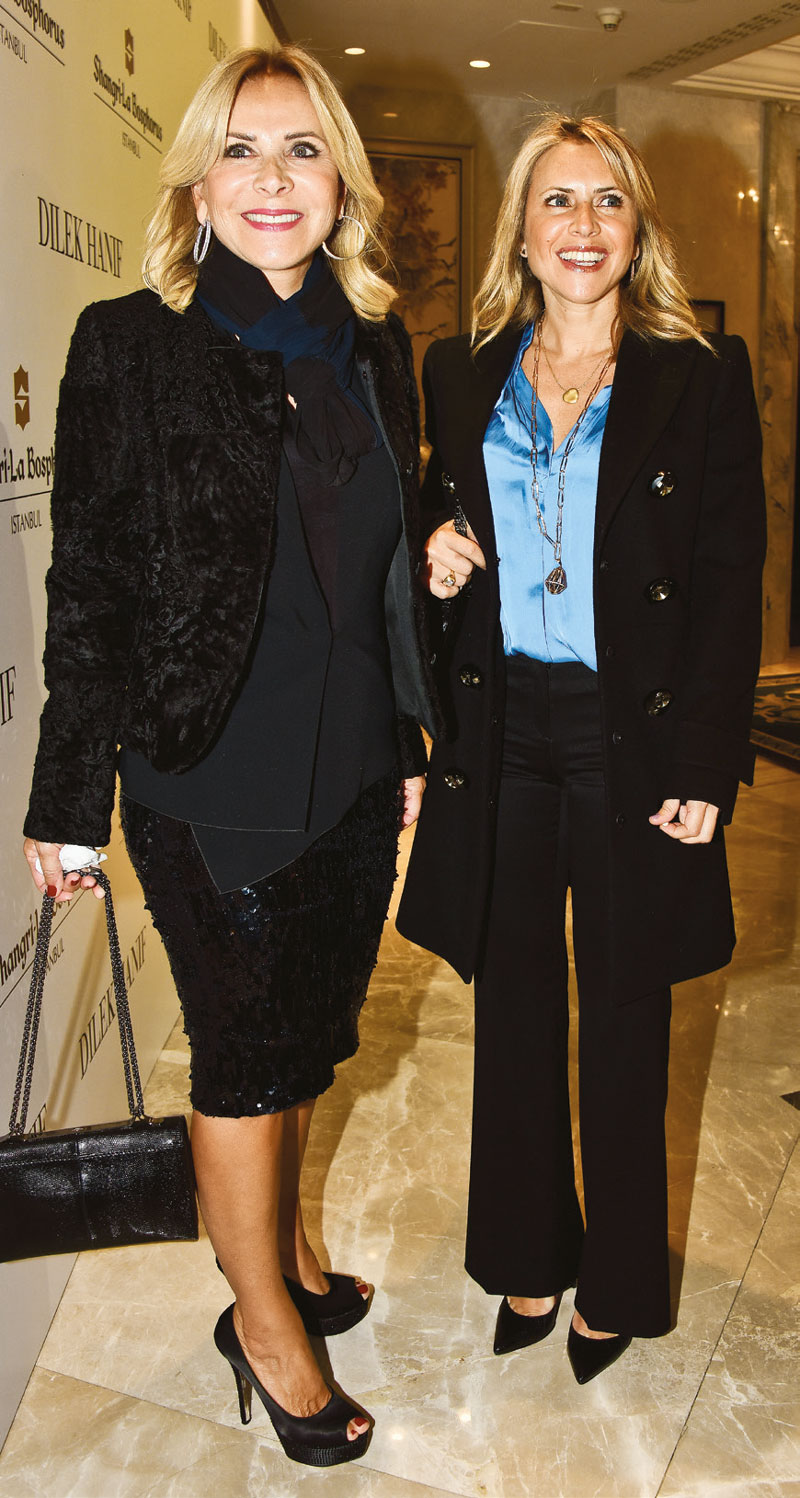 30. Yıla defileli kutlama 