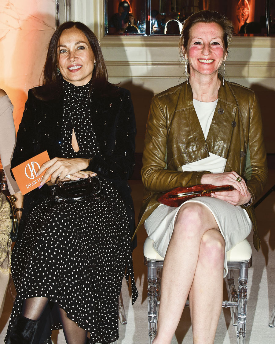 30. Yıla defileli kutlama 