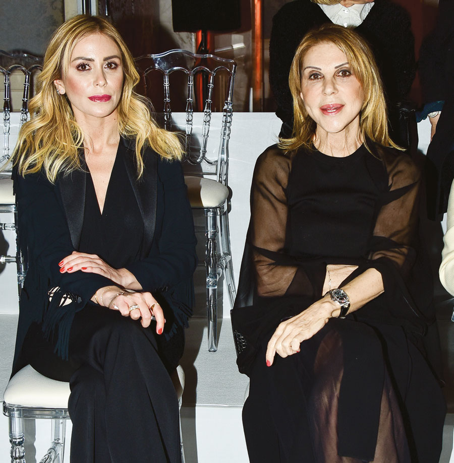 30. Yıla defileli kutlama 