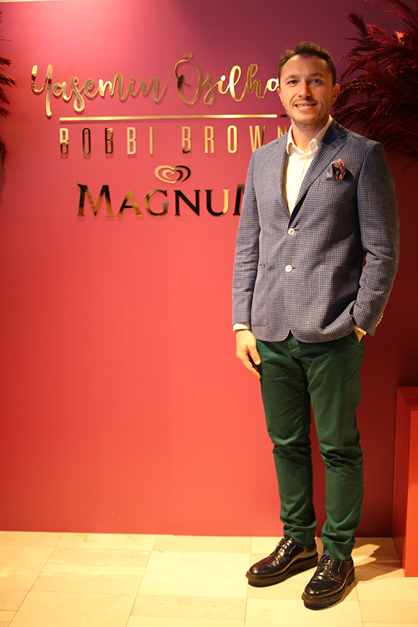 Lansmanda bir araya geldiler