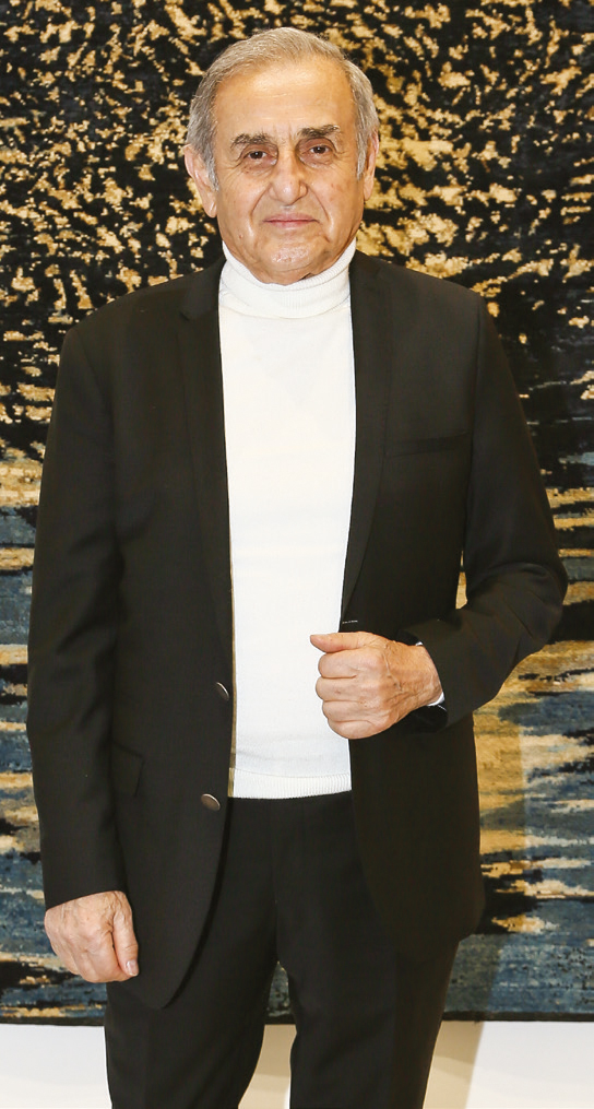 Ünlü sanatçılardan karma sergi