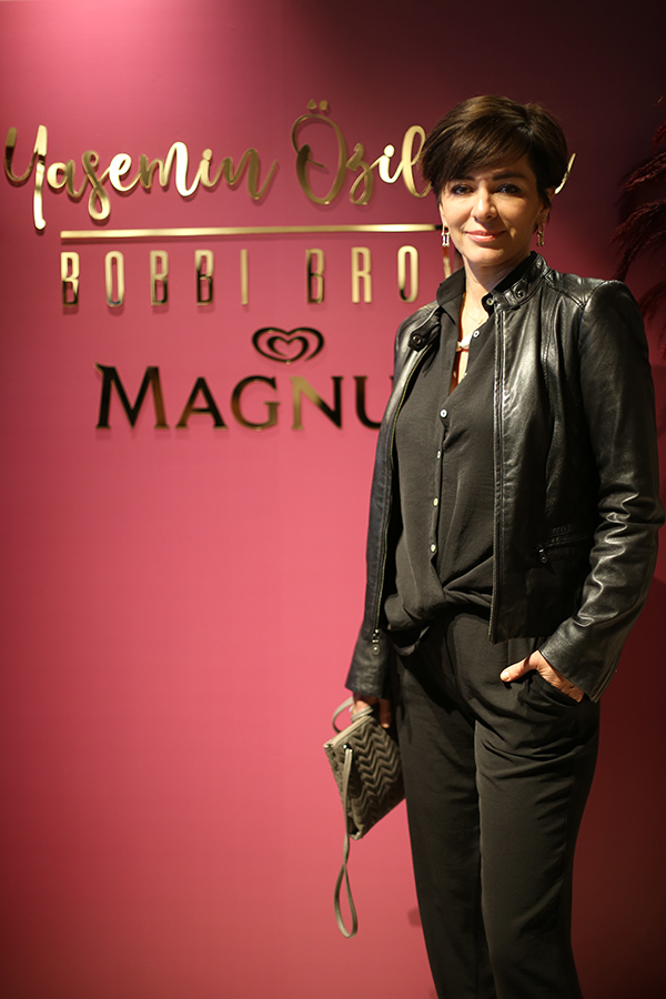 Lansmanda bir araya geldiler