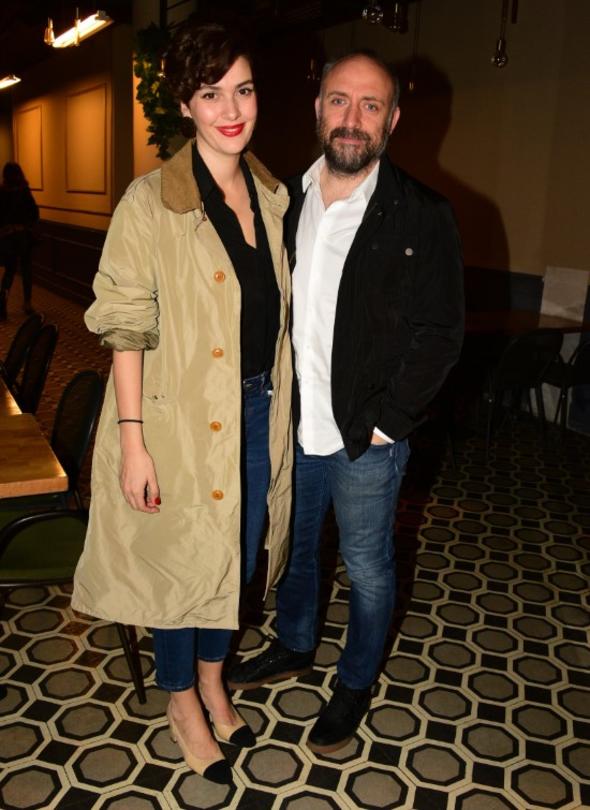 Onur Büyüktopçu, 37'nci yaşını arkadaşlarıyla kutladı