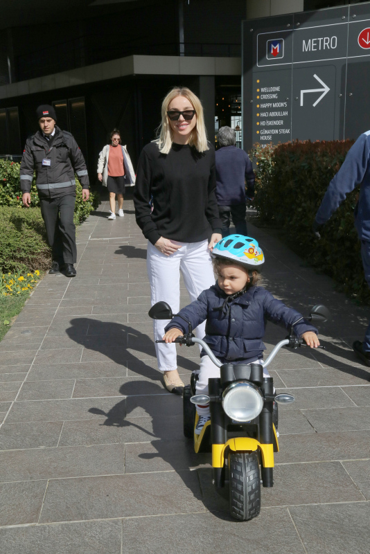 Gülşen: ''Hasta olmak gibi bir şansım yok''
