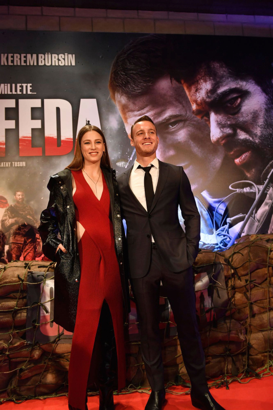 Kerem Bursin'den ayrılık sonrası ilk paylaşım geldi