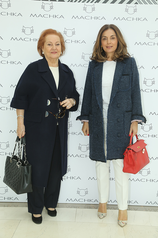 Davette bir araya geldiler