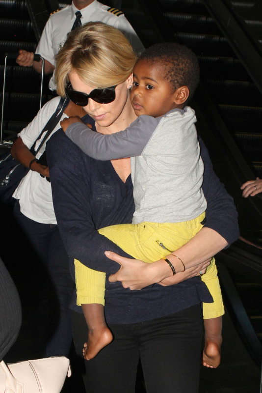 Charlize Theron, çocukları hakkında konuştu