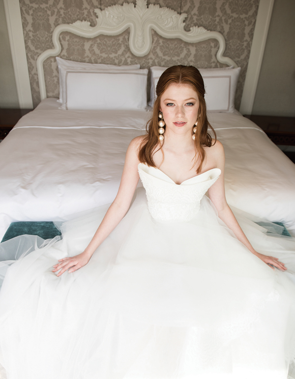 Baharın ihtişamlı gelinlikleri 