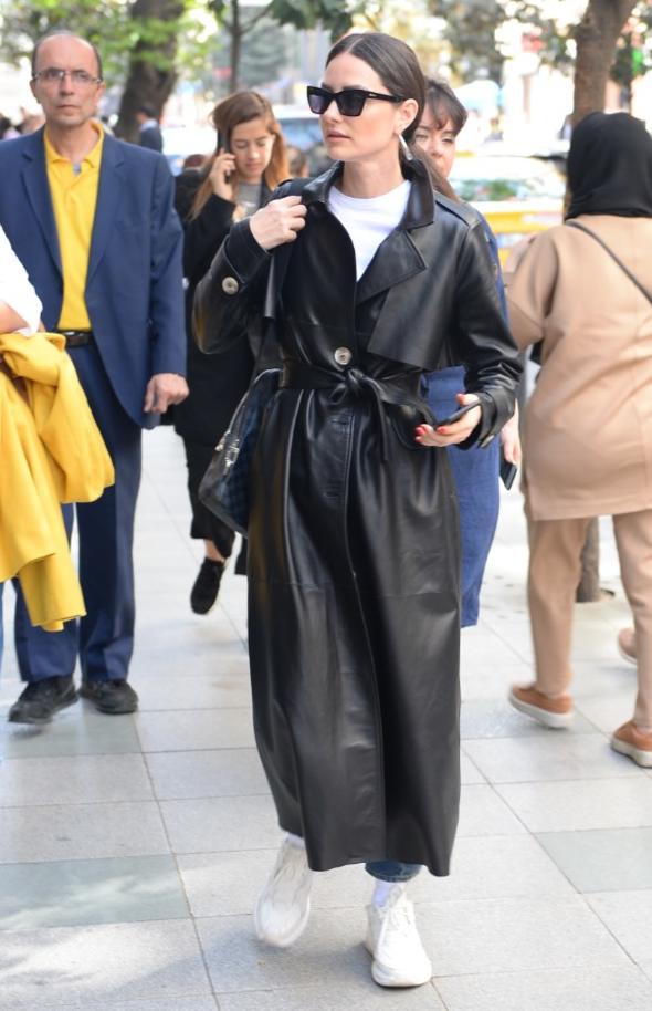 Tarzıyla her daim dikkat çekiyor