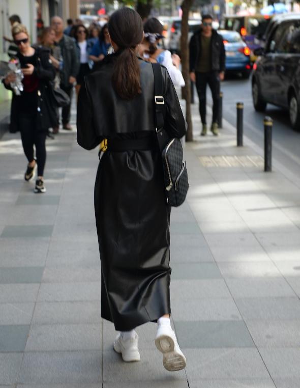 Tarzıyla her daim dikkat çekiyor