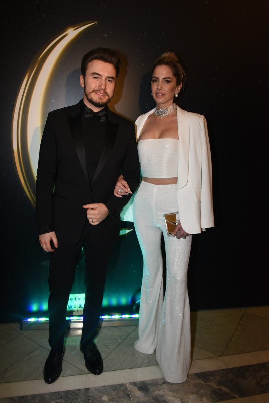 Mustafa Ceceli ''Kıyafetlerimi Selin hazırlar, çok zevklidir''