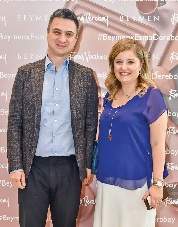 Markasını özel bir davetle tanıttı