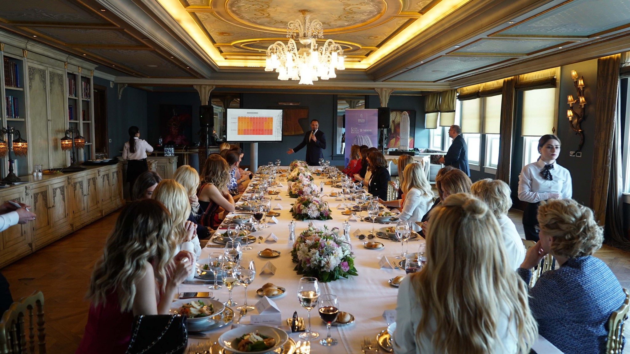 Işıl Reçber'li tanıtım davetinde bir araya geldiler