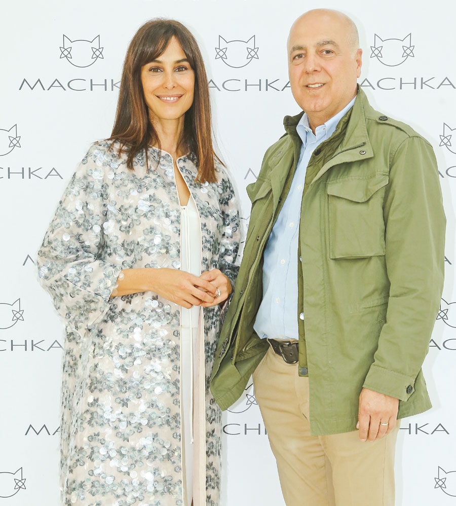 Yeni koleksiyon yeni marka elçisi ile tanıtıldı 